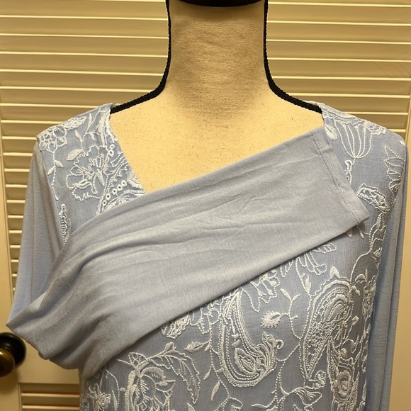 Soft Surroundings Adele Silk Tunic in Baby Blue, Size Medium - Picture 8 of 17